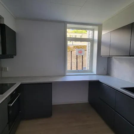 Apartment With Sea And Mountain View Bergen